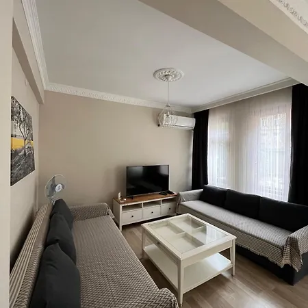 Sari * اسطنبول