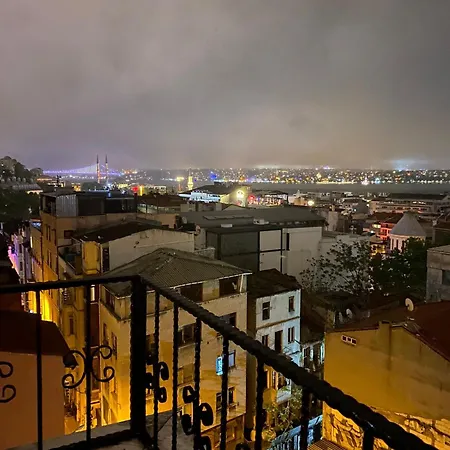Sari Apartment Istanbul