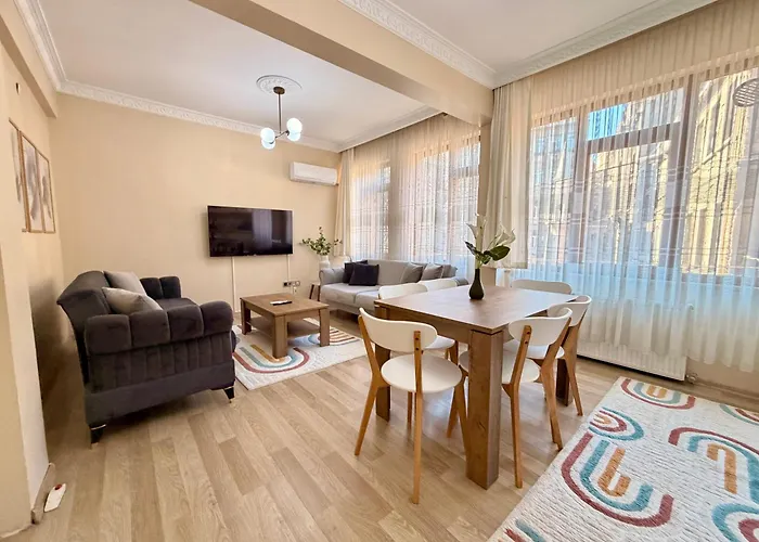 Sari イスタンブール