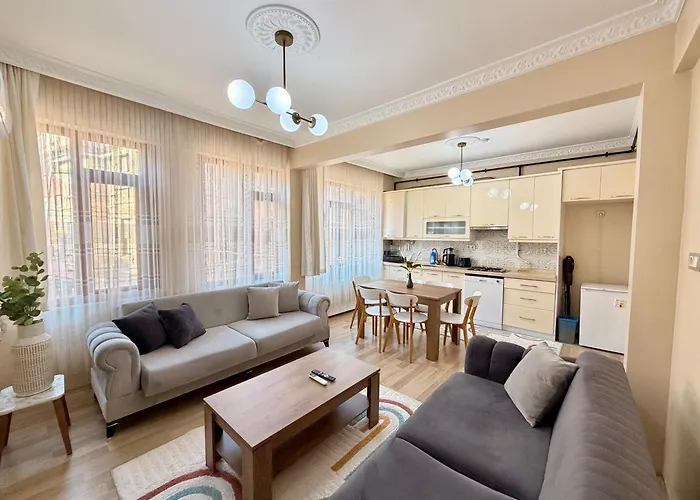 Sari イスタンブール