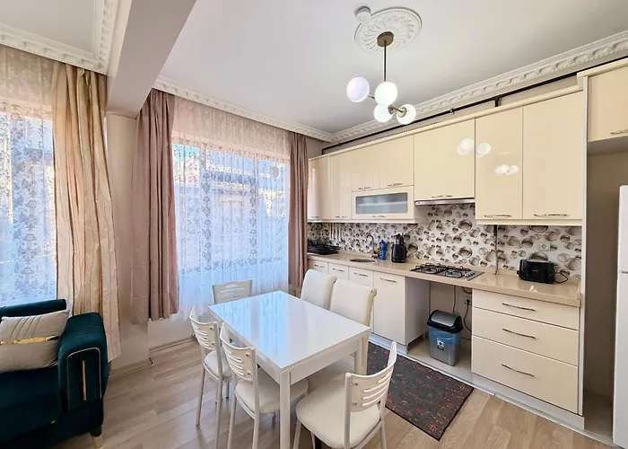 Sari Lägenhet Istanbul